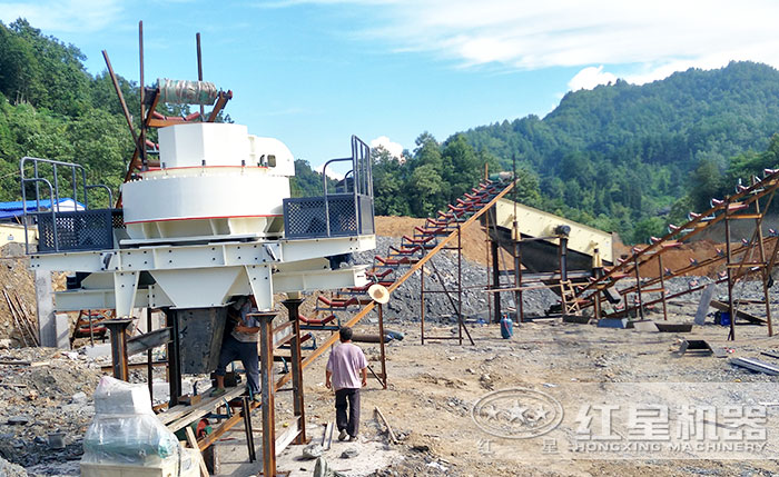 時(shí)產(chǎn)50-60噸建筑垃圾沖擊式破碎機(jī)哪里便宜？河南廠(chǎng)家有推薦嗎？